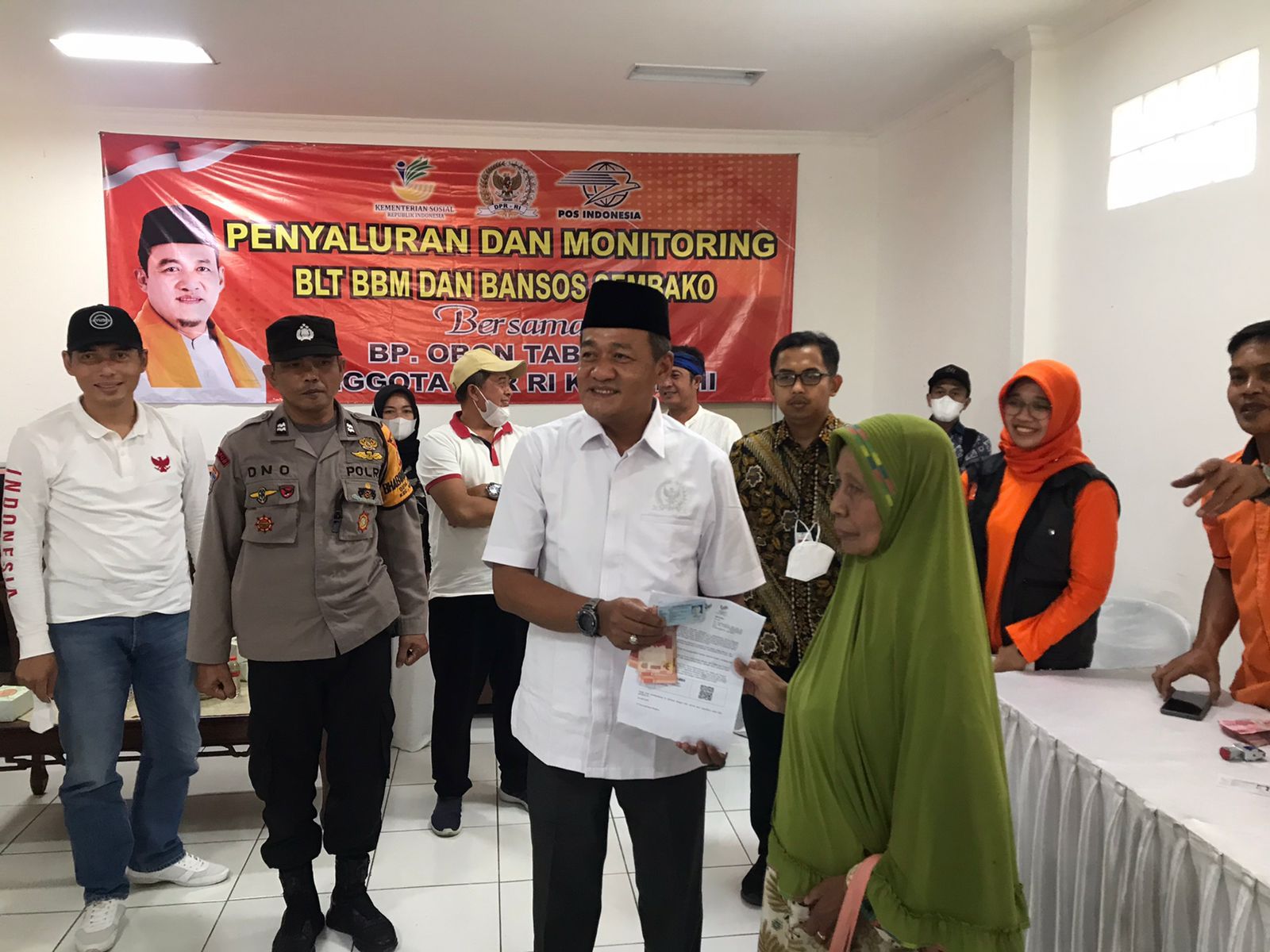 Penyaluran dan Monitoring BLT BBM dan Bansos Sembako Bersama Anggota DPR RI